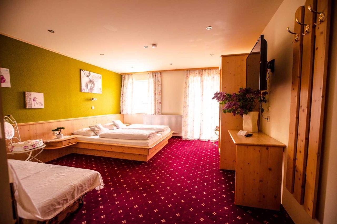 Hotel Wintergarten ชลัดมิง ภายนอก รูปภาพ